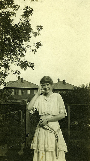 Alice Neel aged 17 (1917)